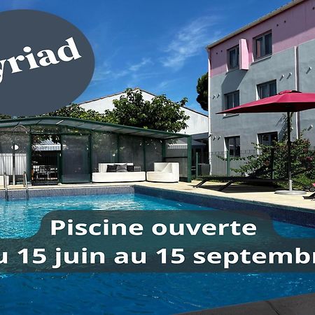 Kyriad Montpellier Aeroport - Parc Expo モーギオ エクステリア 写真