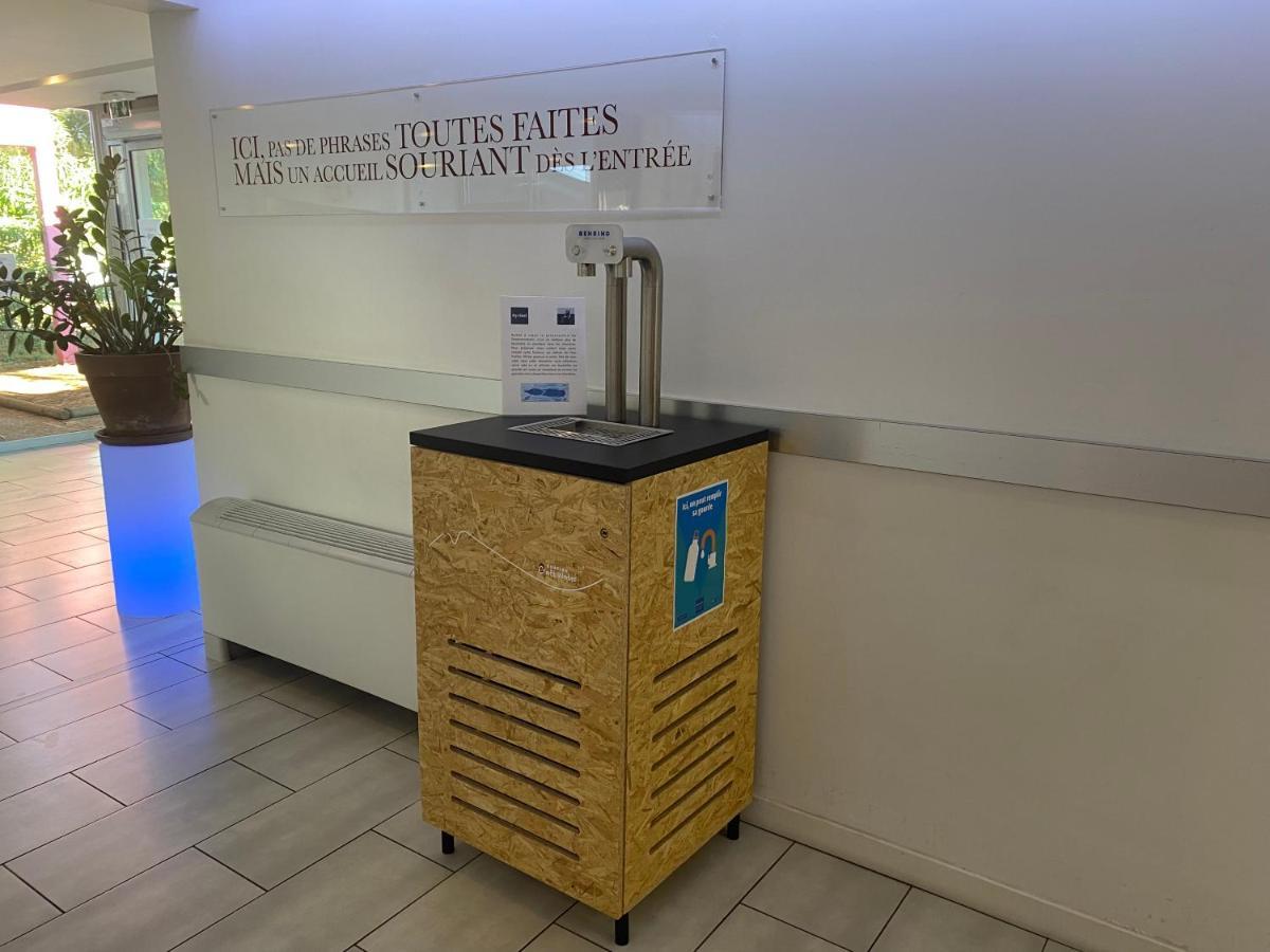 Kyriad Montpellier Aeroport - Parc Expo モーギオ エクステリア 写真