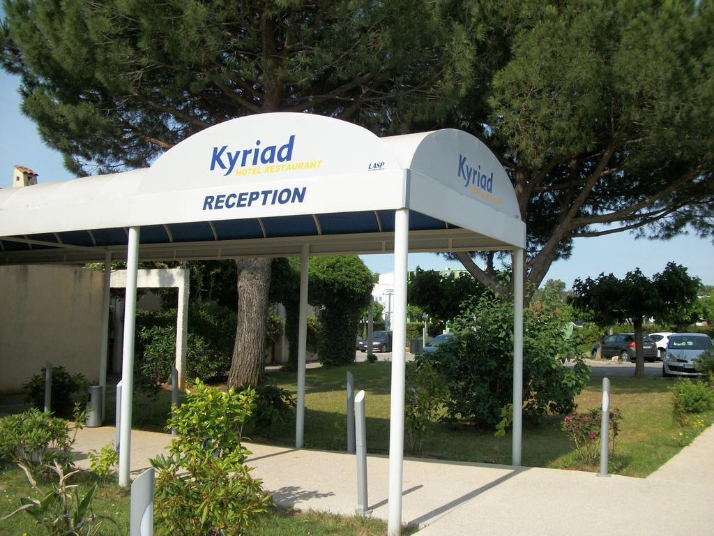 Kyriad Montpellier Aeroport - Parc Expo モーギオ エクステリア 写真