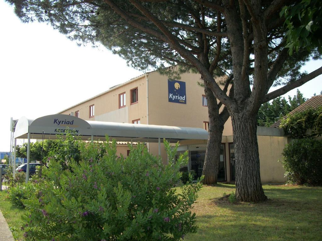 Kyriad Montpellier Aeroport - Parc Expo モーギオ エクステリア 写真